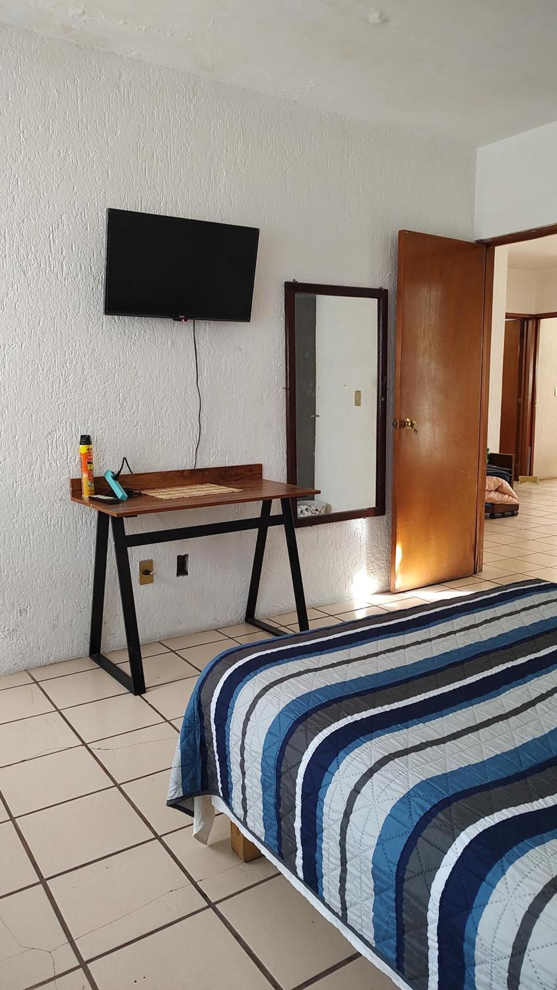 Habitacion Privada En Casa De Huespedes 과달라하라 외부 사진